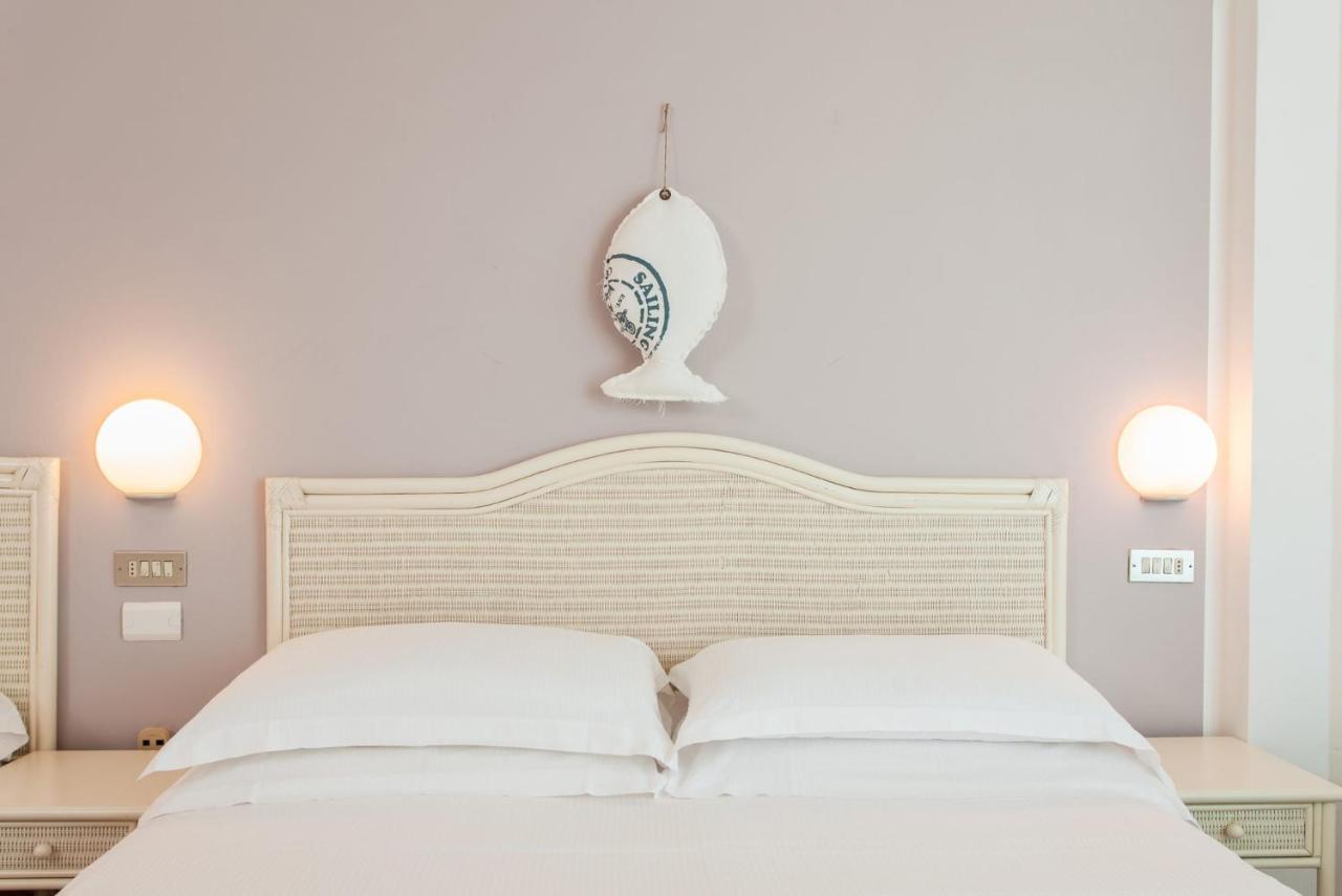 Double Room with Sea View,1539217744:JPEG