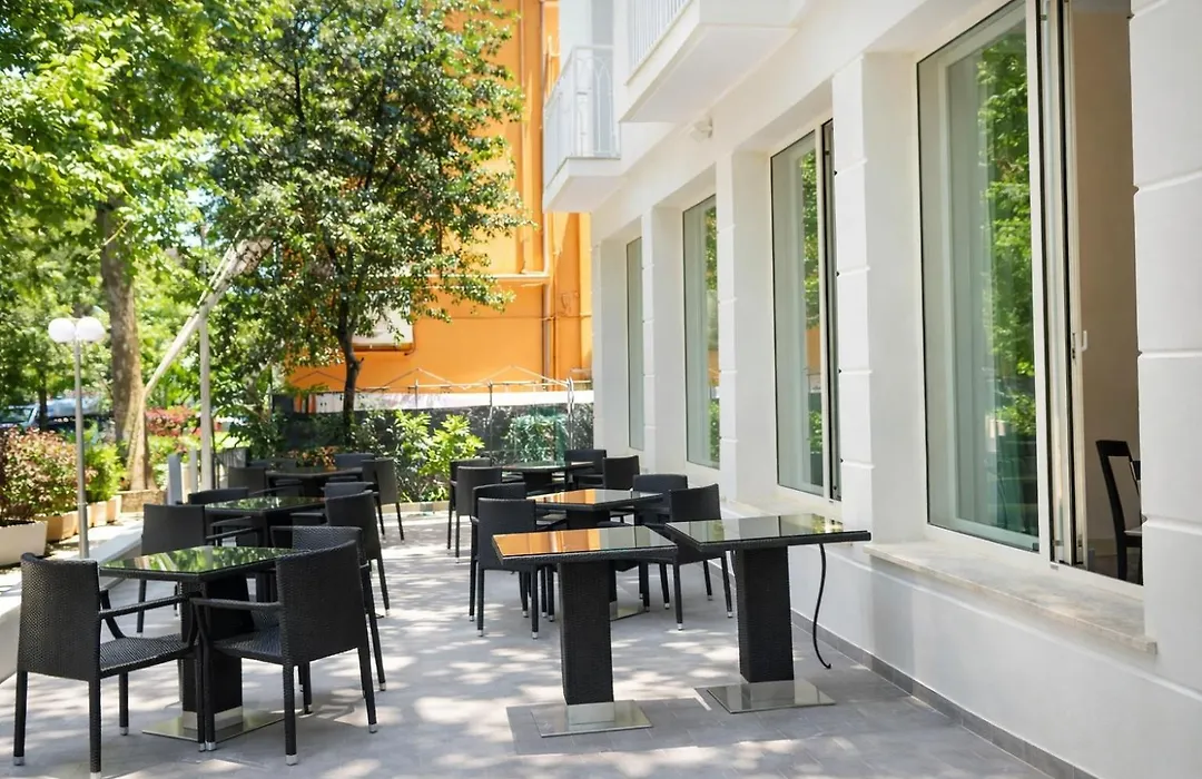 Hotel Favorita Easy Stay B&B-1